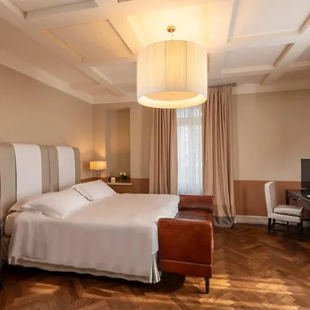 Pattono Relais فندق 4*
