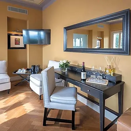 Pattono Relais Hotel 4*